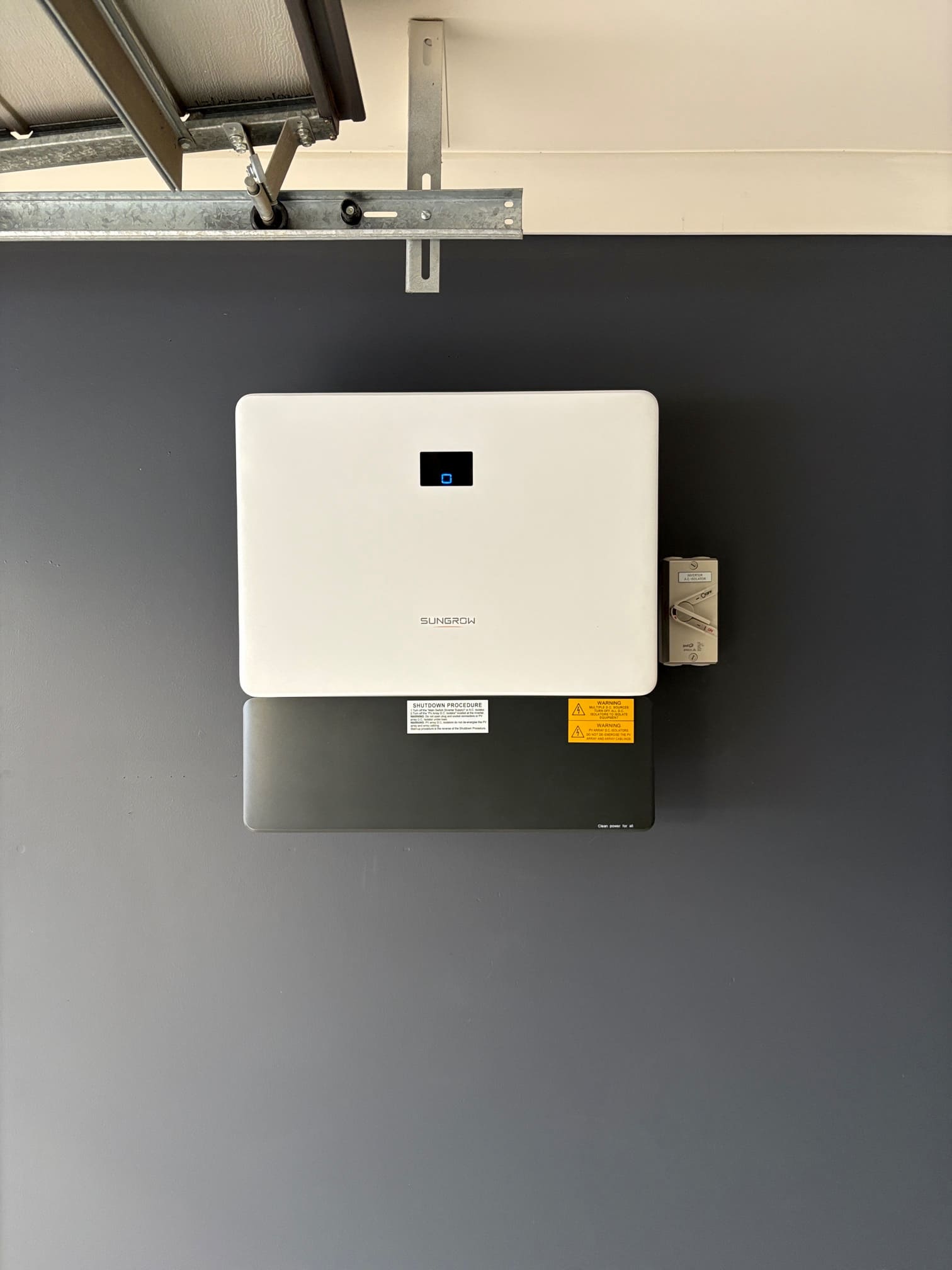 10kw sungrow hybrid inverter installed in Capalaba